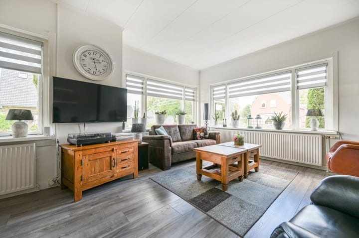 Foto 23 van Molenstraat 127