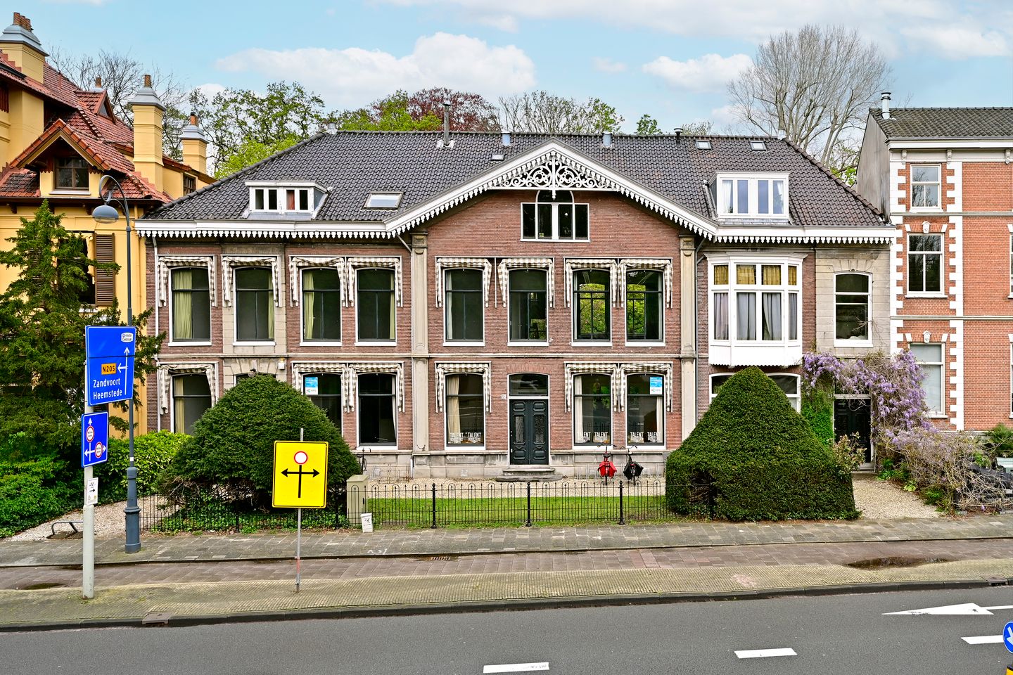 Foto 1 van Paviljoenslaan 7