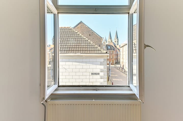 Foto 30 van Schoolstraat 1