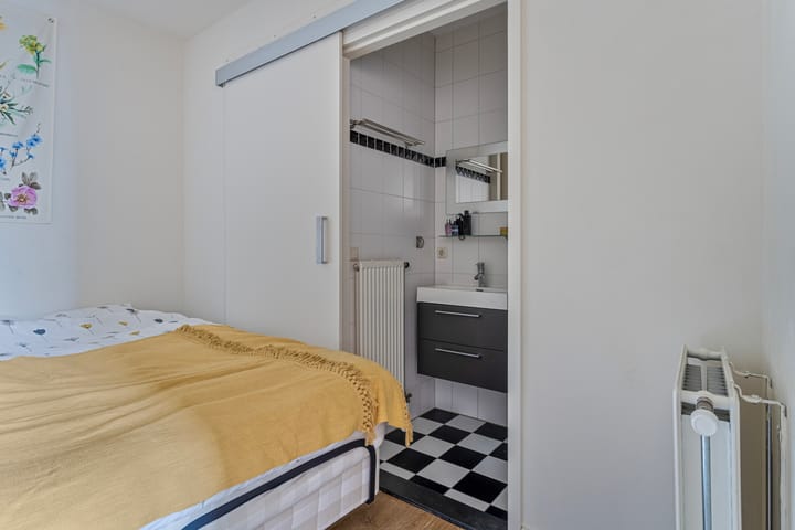 Foto 18 van Vughterstraat 228-D