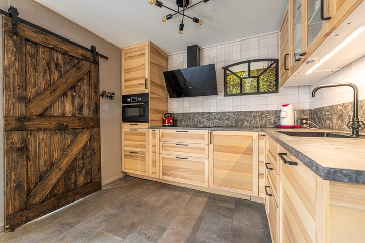 Foto 14 van Tsjerkestrjitte 8