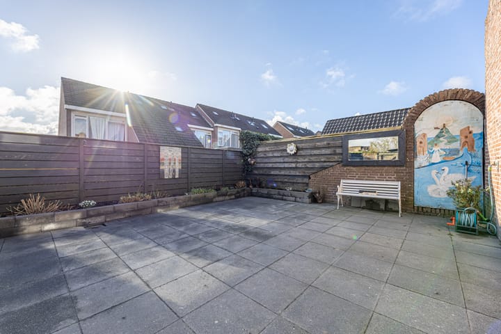 Foto 37 van Tsjerkestrjitte 8