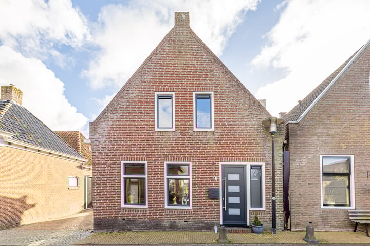 Foto 40 van Tsjerkestrjitte 8