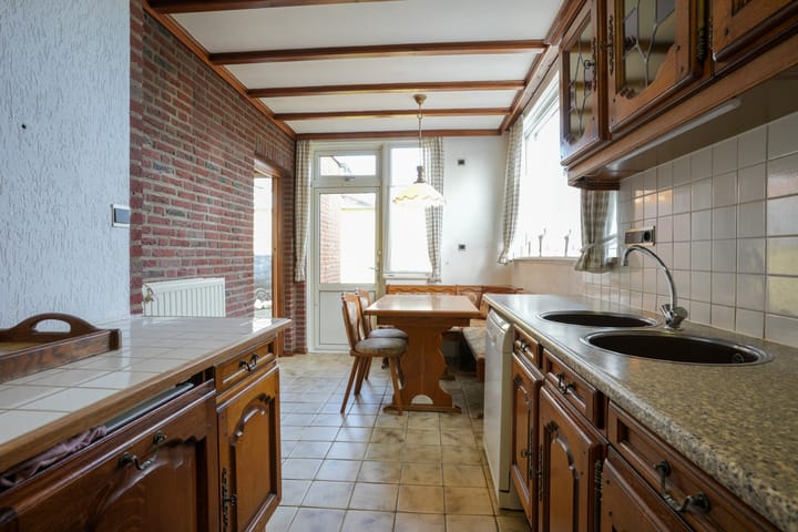 Foto 8 van Renierstraat 12