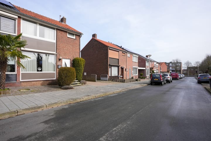 Foto 21 van Renierstraat 12