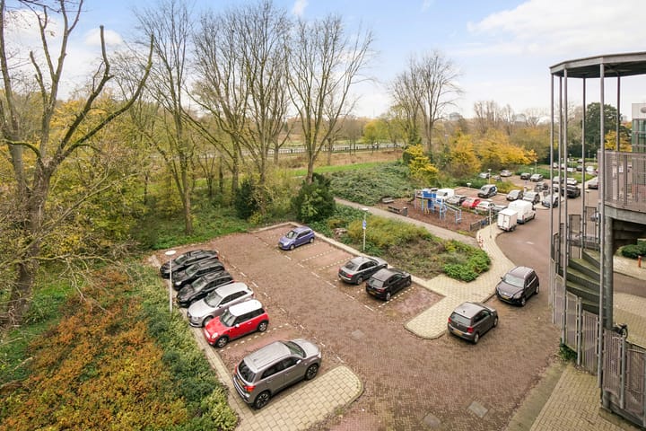 Foto 37 van Suze Groenewegplantsoen 60