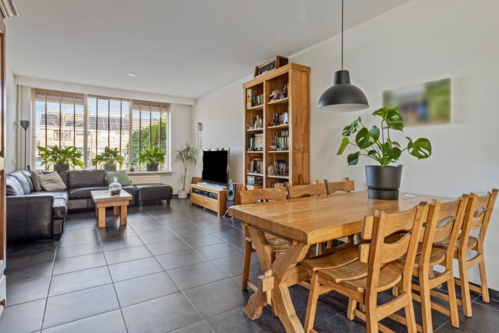 Foto 9 van Adriatischezeestraat 34