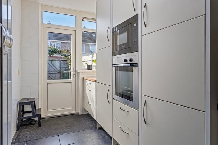 Foto 15 van Adriatischezeestraat 34