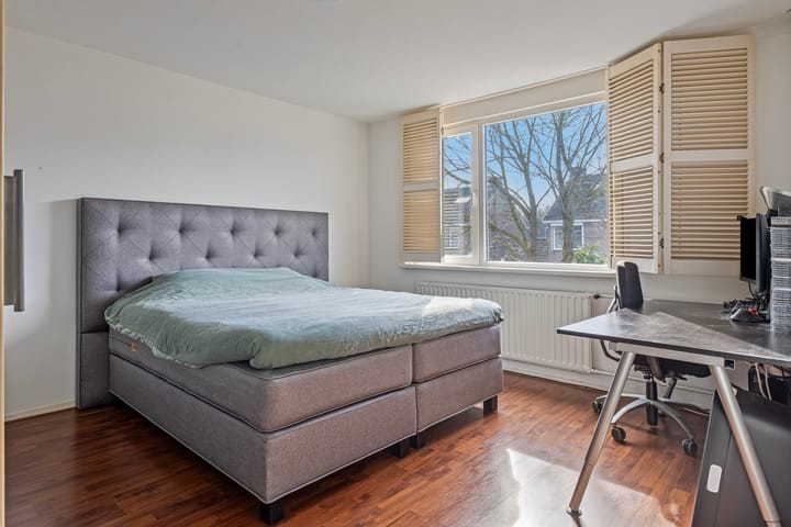 Foto 18 van Adriatischezeestraat 34