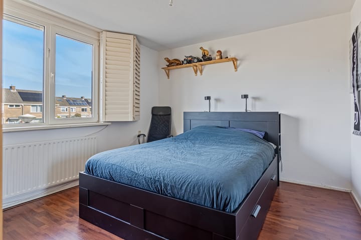 Foto 21 van Adriatischezeestraat 34