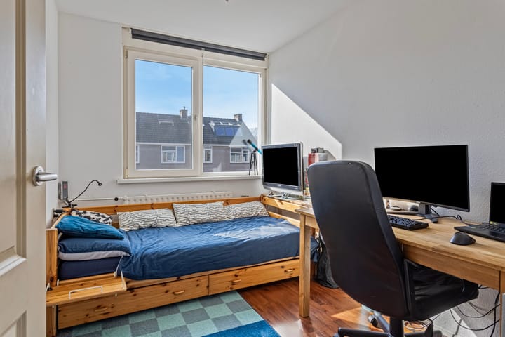 Foto 22 van Adriatischezeestraat 34