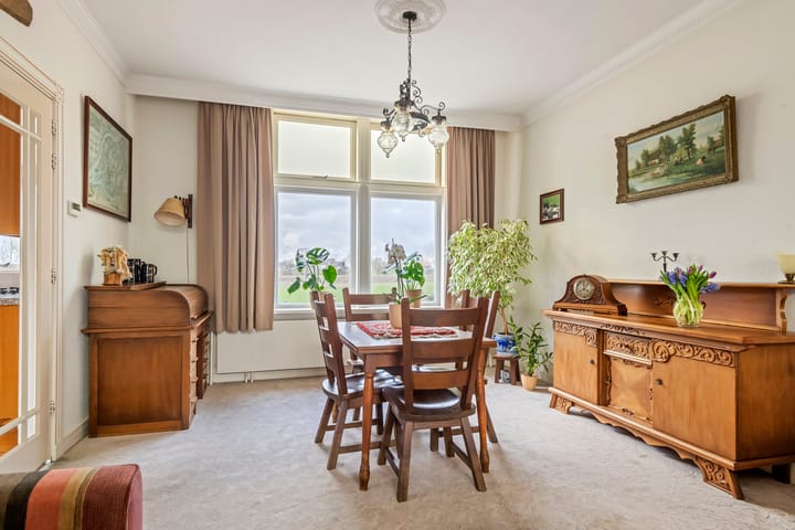 Foto 15 van Rijksweg 61