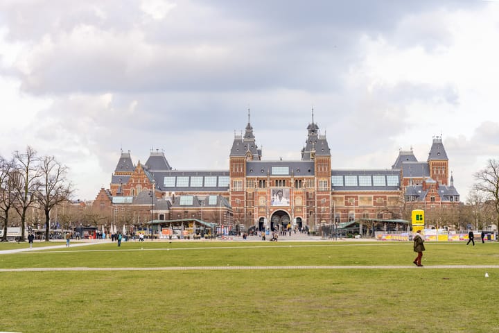 Foto 38 van Van Baerlestraat 126-1