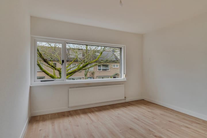 Foto 14 van Brahmsstraat 84