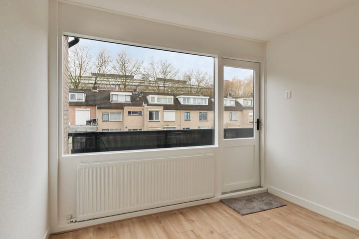 Foto 17 van Brahmsstraat 84