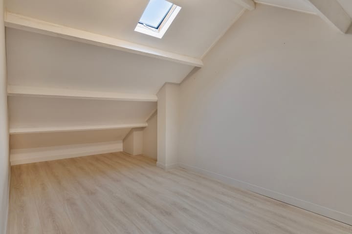 Foto 25 van Brahmsstraat 84