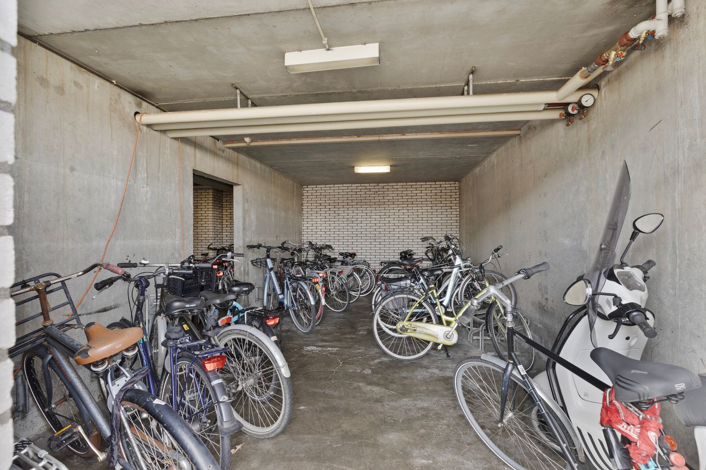 Foto 20 van Lelystraat 2-E55