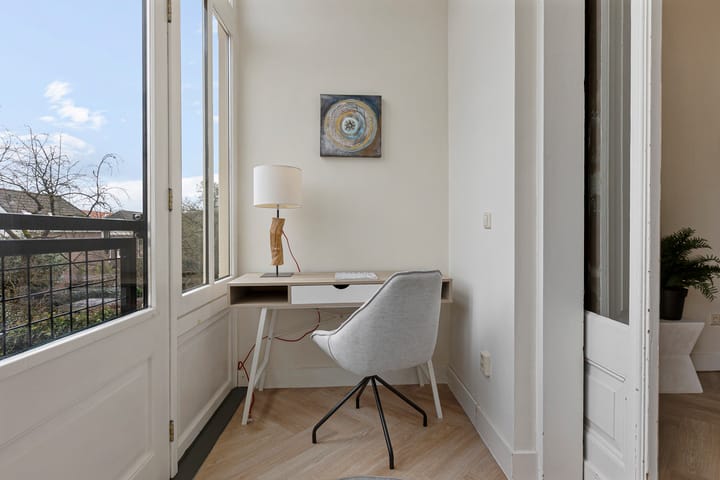 Foto 16 van Apeldoornseweg 82-1