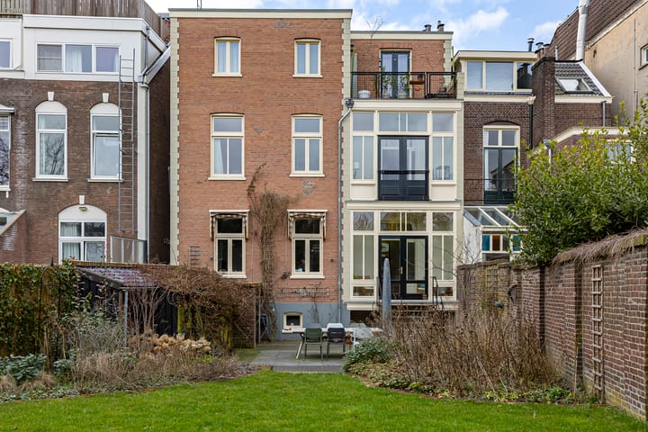 Foto 33 van Apeldoornseweg 82-1