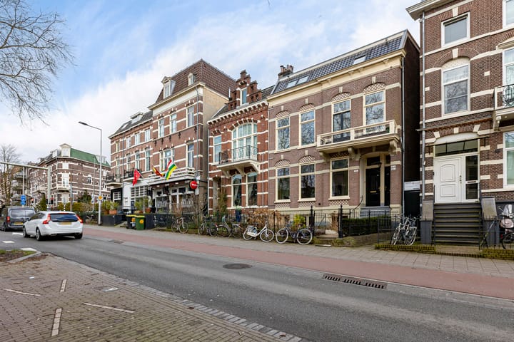 Foto 37 van Apeldoornseweg 82-1