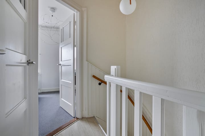 Photo 26 of Esserstraat 53