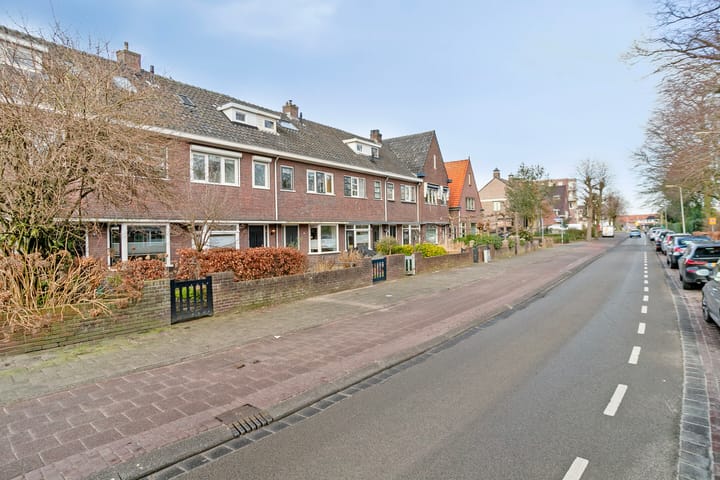 Photo 44 of Esserstraat 53