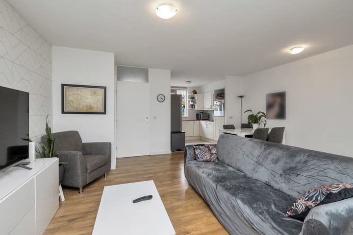 Foto 2 van Roerstraat 39