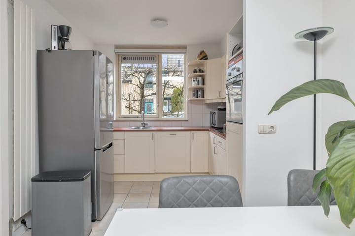 Foto 16 van Roerstraat 39