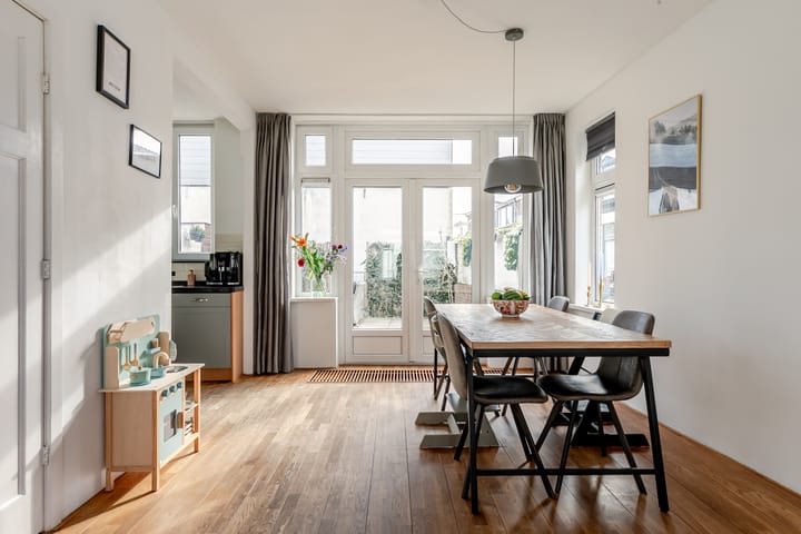 Foto 8 van Oranjeboomstraat 51