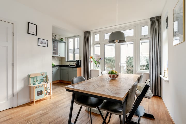 Foto 9 van Oranjeboomstraat 51