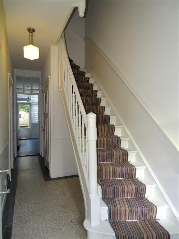 Photo 5 of Van Beverningkstraat 143