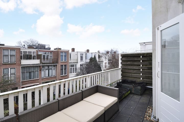 Foto 23 van Van Beverningkstraat 143