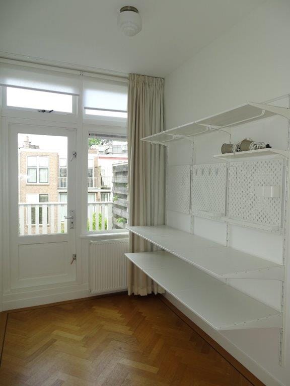 Foto 24 van Van Beverningkstraat 143