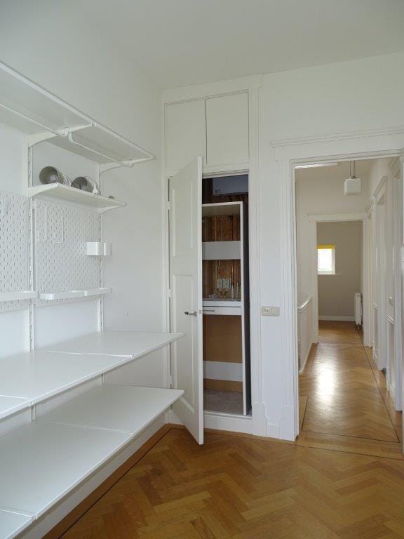 Foto 25 van Van Beverningkstraat 143