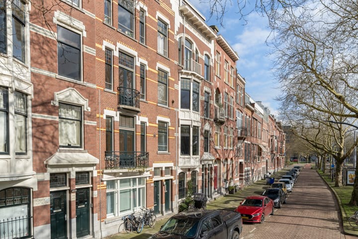 Photo 12 of Mathenesserlaan 351-C