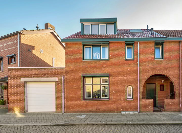 Foto 1 van Leeuwerikstraat 12