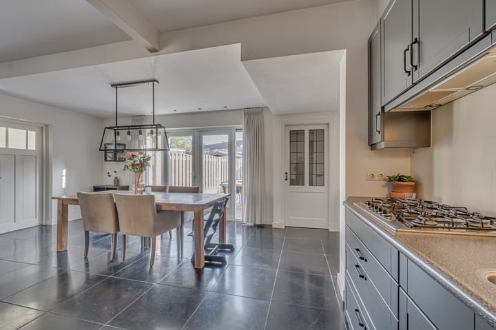 Foto 17 van Leeuwerikstraat 12