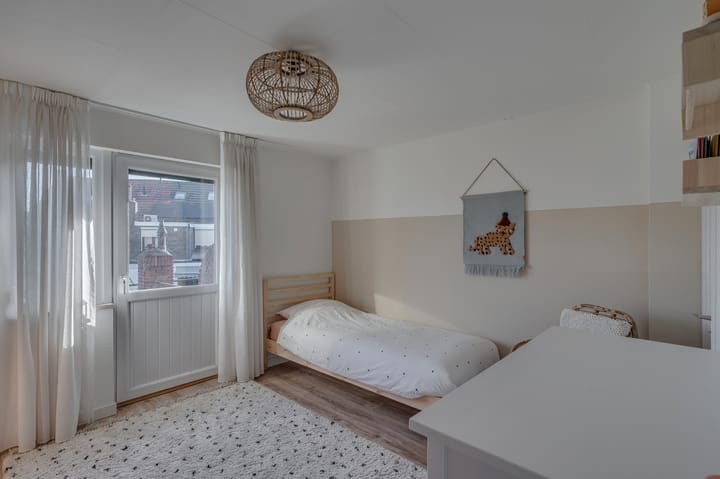 Foto 30 van Leeuwerikstraat 12