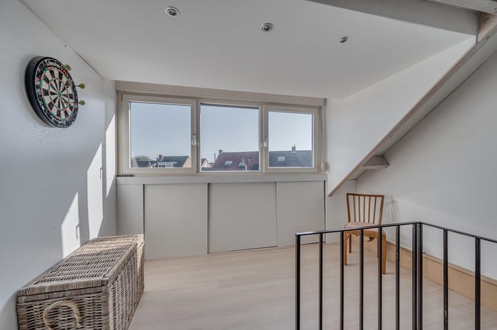 Foto 37 van Leeuwerikstraat 12