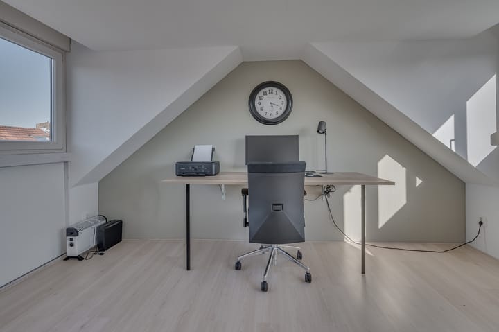 Foto 38 van Leeuwerikstraat 12