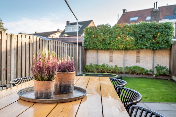 Foto 45 van Leeuwerikstraat 12