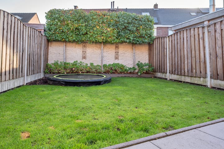 Foto 46 van Leeuwerikstraat 12