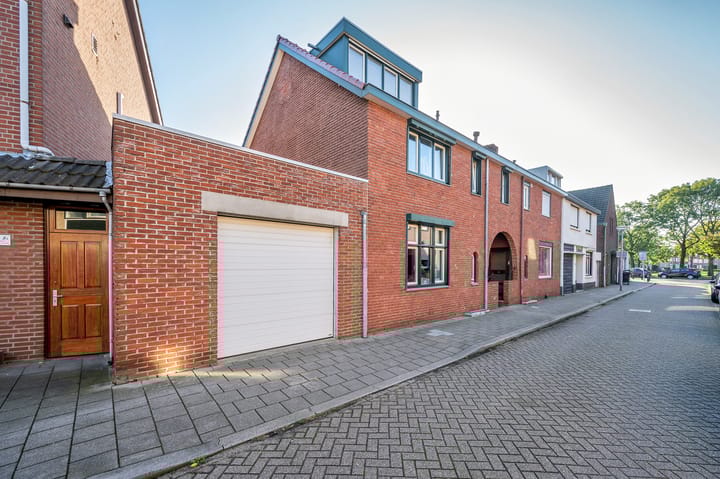 Foto 48 van Leeuwerikstraat 12