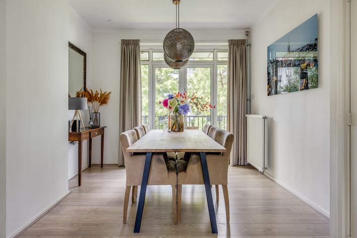 Foto 8 van Erik de Roodestraat 27-1