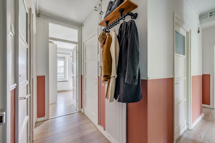 Foto 19 van Erik de Roodestraat 27-1