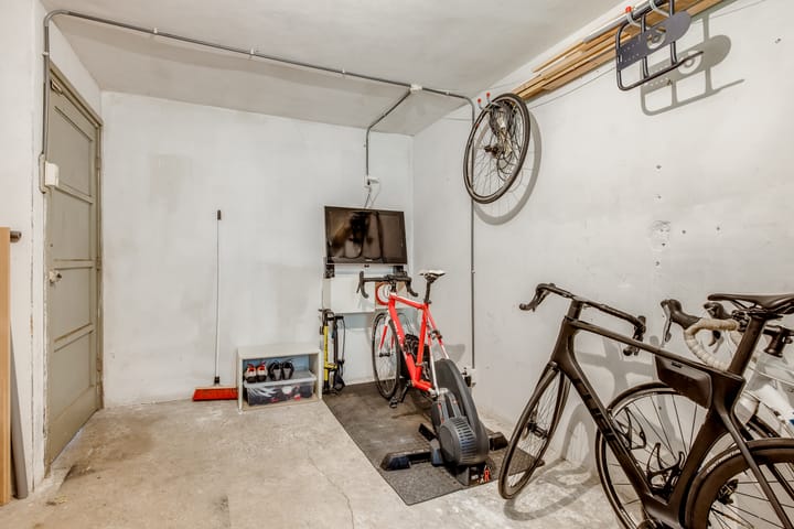 Foto 34 van Erik de Roodestraat 27-1