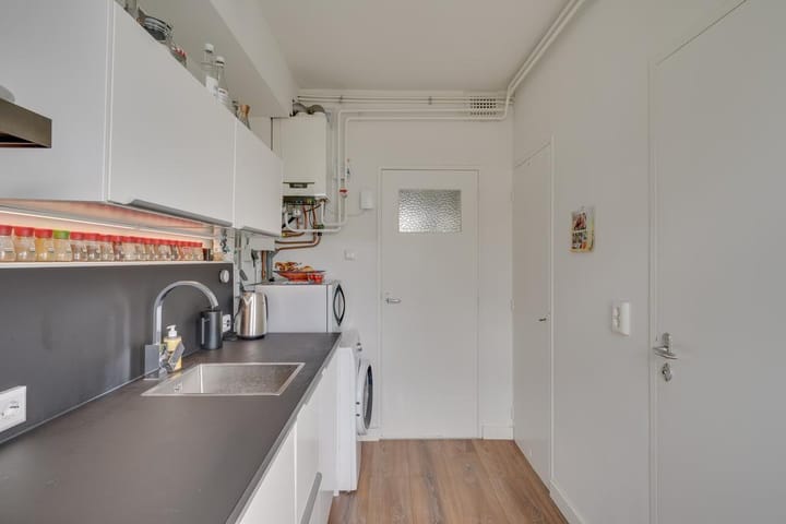 Foto 10 van Van Ostadelaan 110