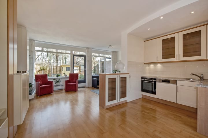 Foto 2 van Smallingerland 16