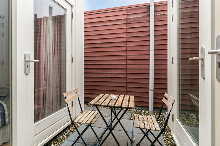 Foto 25 van Antillenweg 5