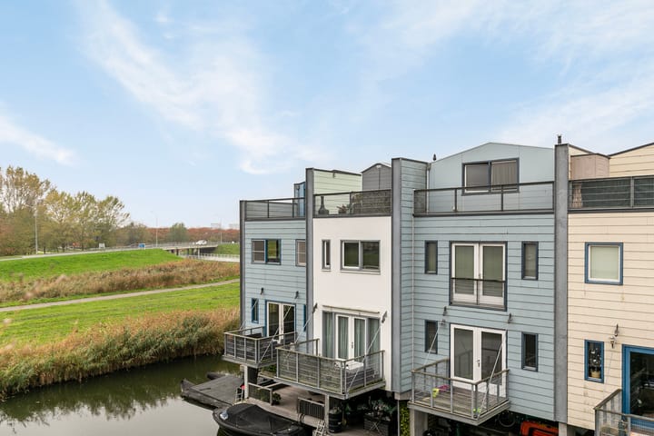 Foto 28 van Antillenweg 5